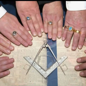 Эпизод 3. Рыбалка как секта. Круг идейных.