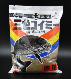Приманка-насадка «Sanshoku Koimi» Marukyu 800 грамм