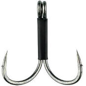 Крючок двойной Ryugi Pierce Twin Brutal (упаковка)