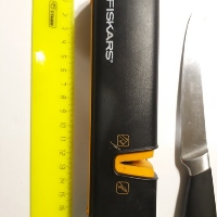 Fiskars Xsharp - качественная точилка для ножей