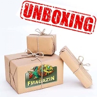 Распаковка посылки со воблерами, коробкой и силиконом, по заказу интернет-магазина Fmagazin.